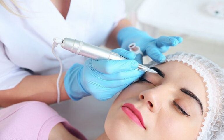Điêu khắc chân mày đẹp ở Bình Dương